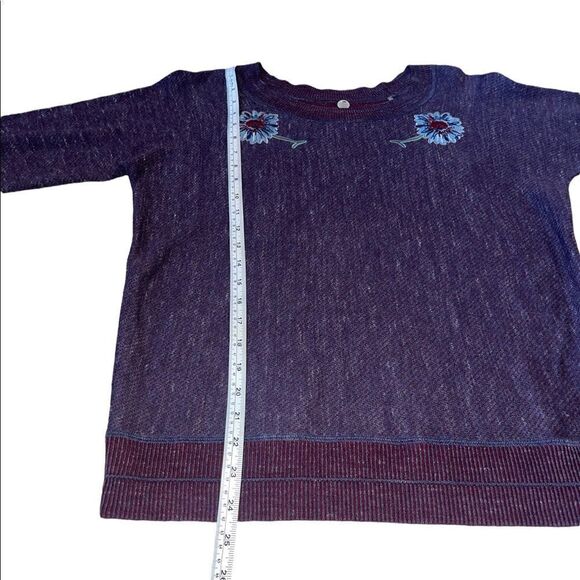 Margaret O’Leary Embroidered Sweater - Picture 11 of 14